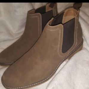 Chelsea boots